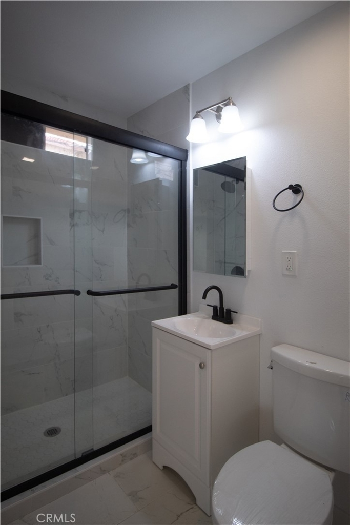 2214 Continental Avenue - Photo 6