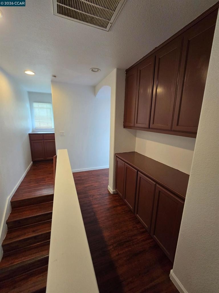 223 Santa Barbara St - Photo 9