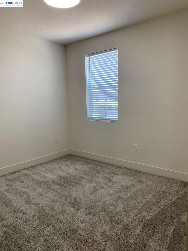 7149 Diamond Ave - Photo 14