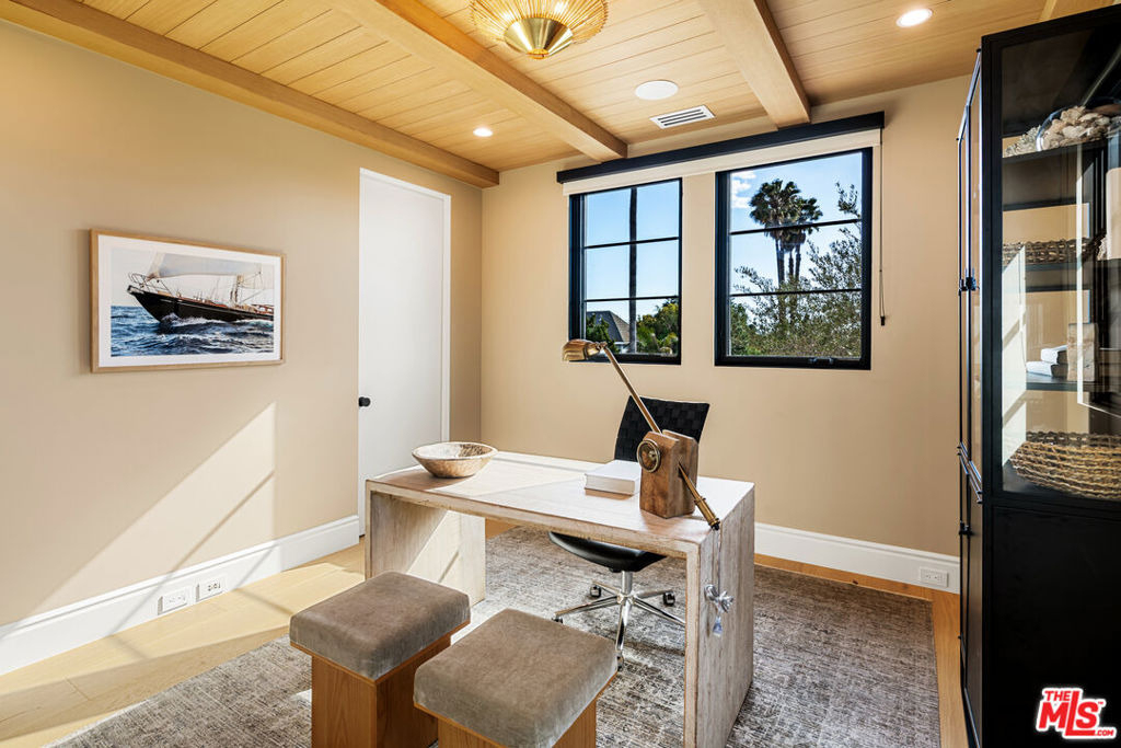 1008 S Bundy Drive - Photo 29