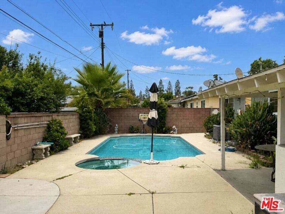 2963 Glencrest Street - Photo 11