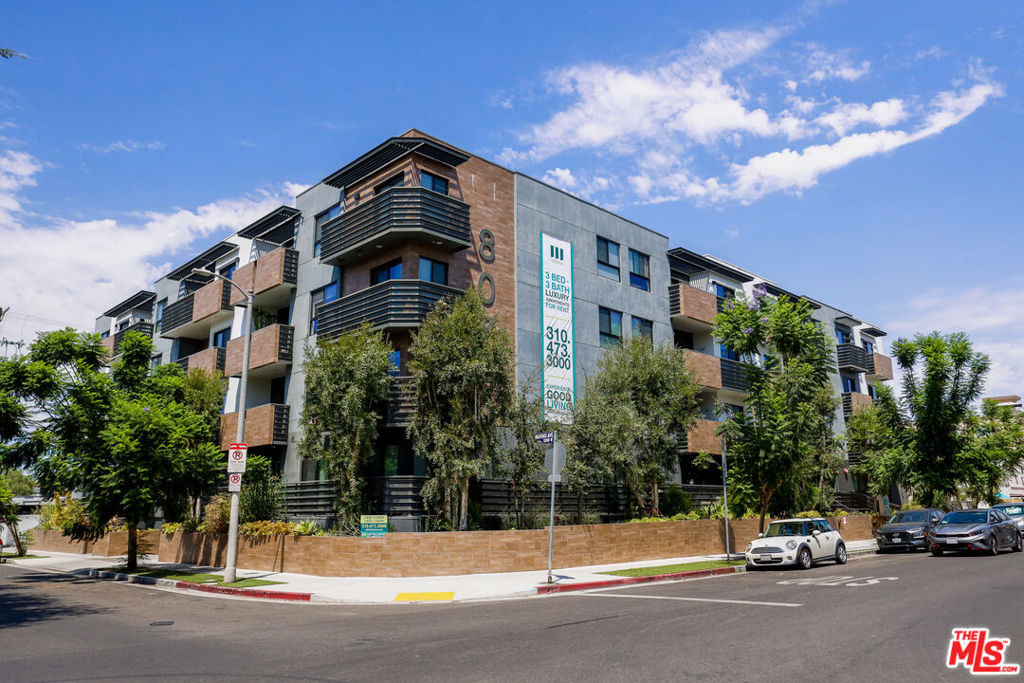 807 Hudson - Photo 19