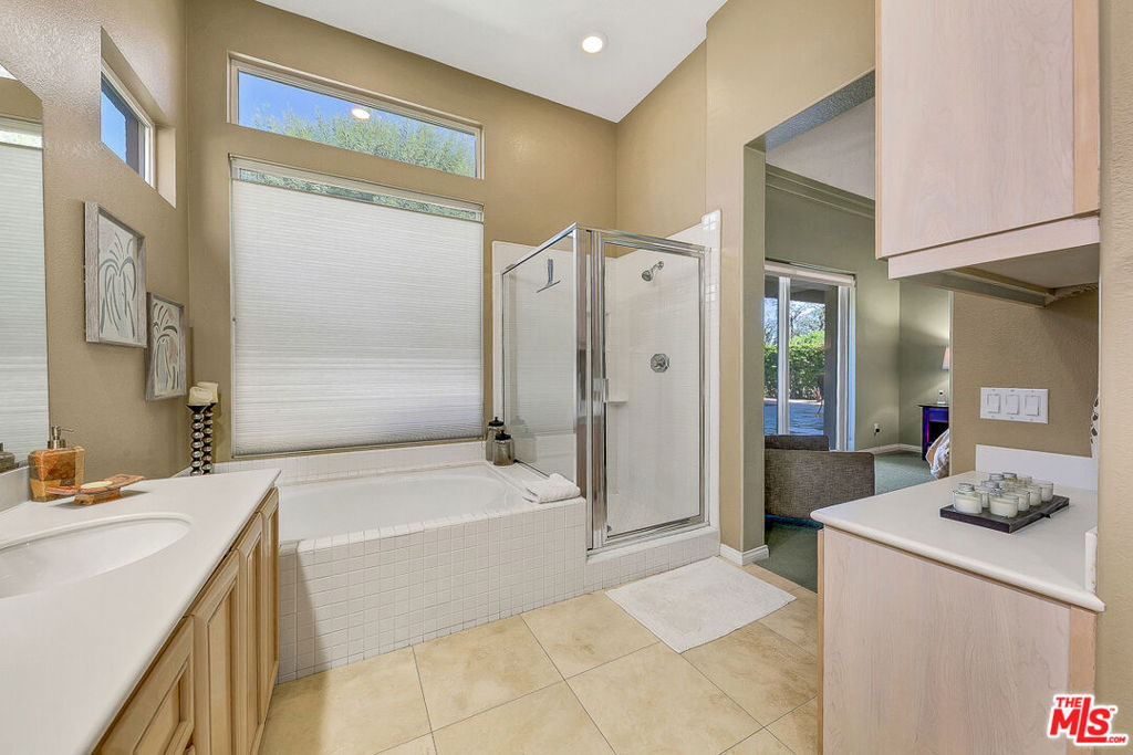 78770 Spyglass Hill Drive - Photo 24