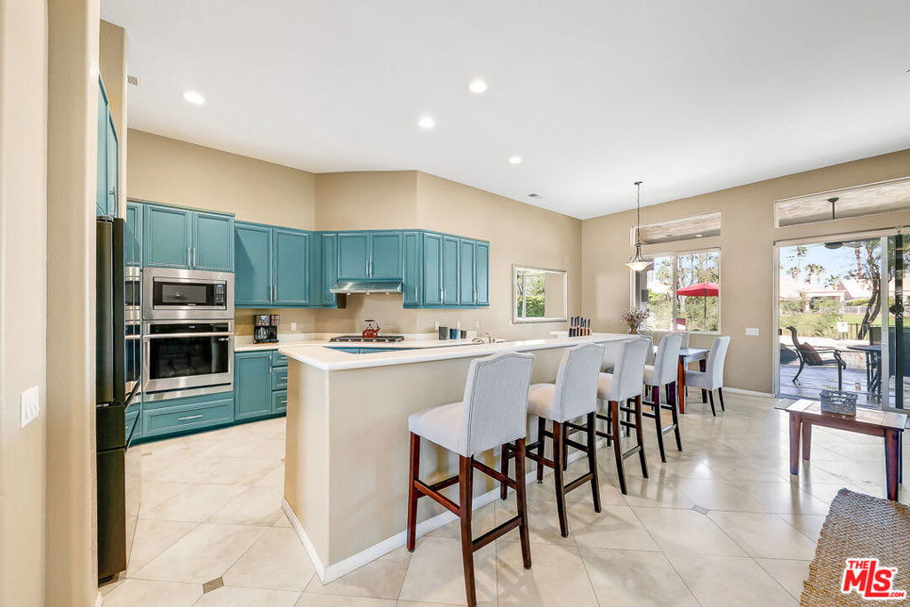 78770 Spyglass Hill Drive - Photo 11