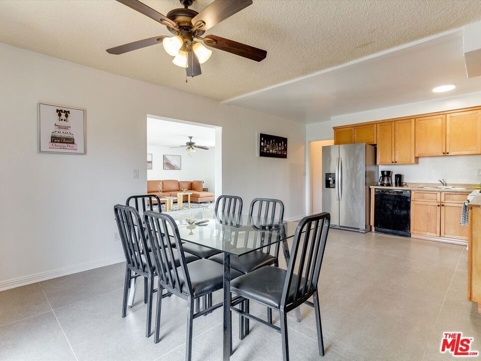 17100 Barneston Street - Photo 8