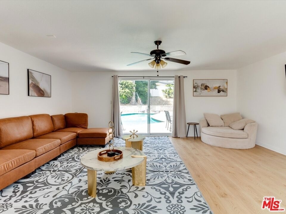 17100 Barneston Street - Photo 5