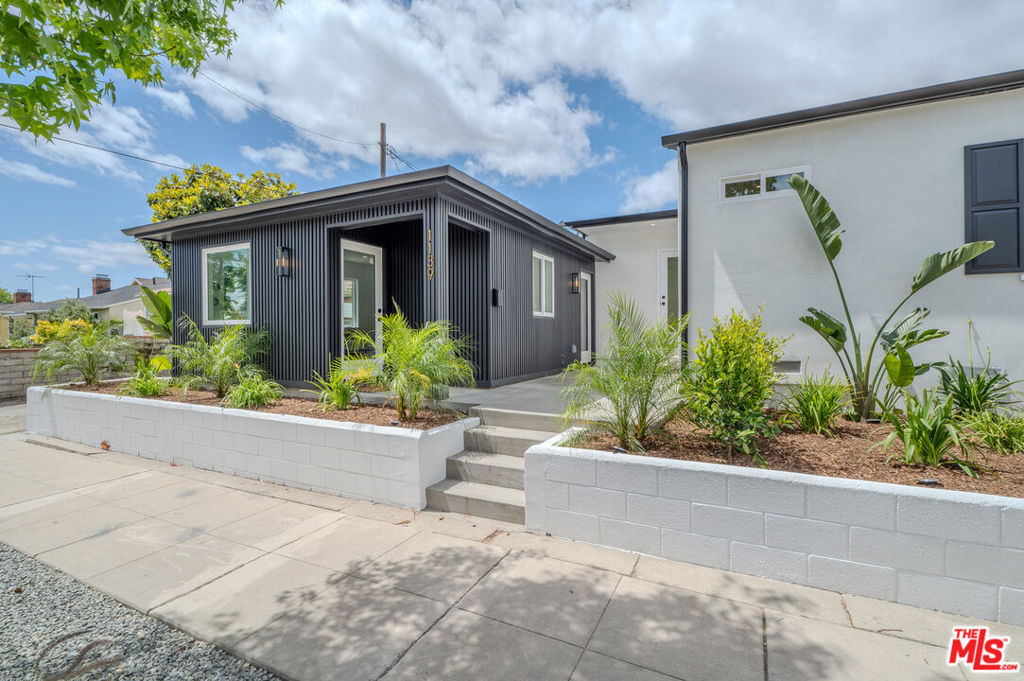 1139 Lima Street - Photo 1