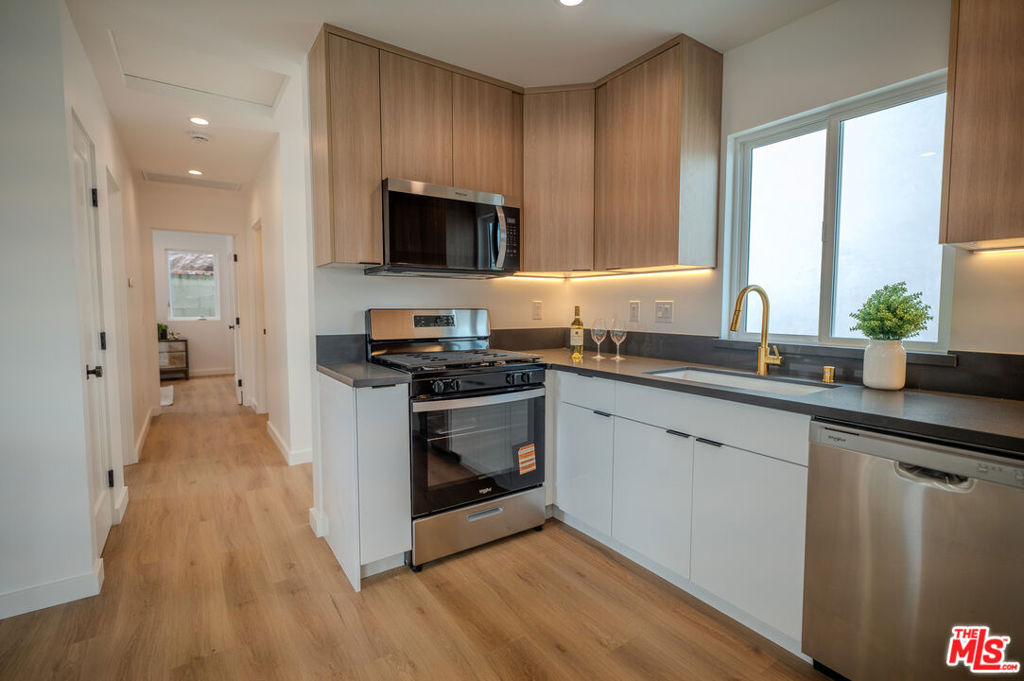 1139 Lima Street - Photo 6