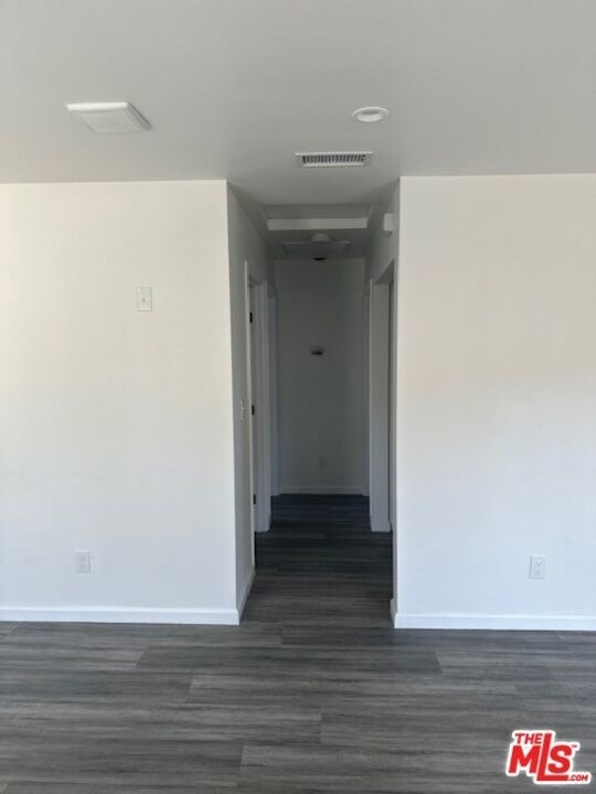 1037 E 50th Street - Photo 10