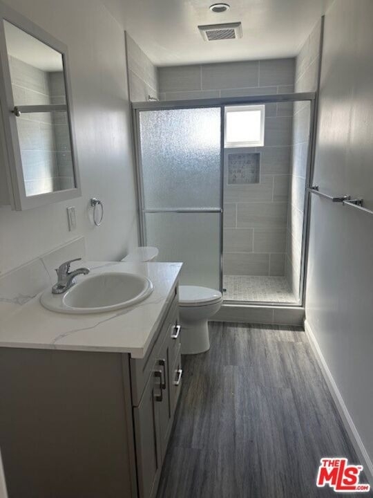 1037 E 50th Street - Photo 2