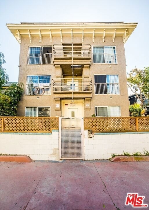 26 Breeze Avenue - Photo 8