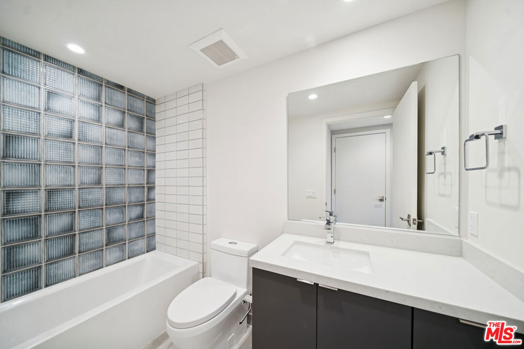 1051 S Corning Street - Photo 35