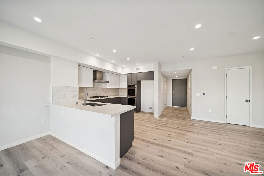 1051 S Corning Street - Photo 10