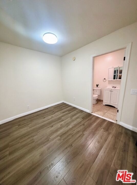 4343 W 4th Street - Photo 2