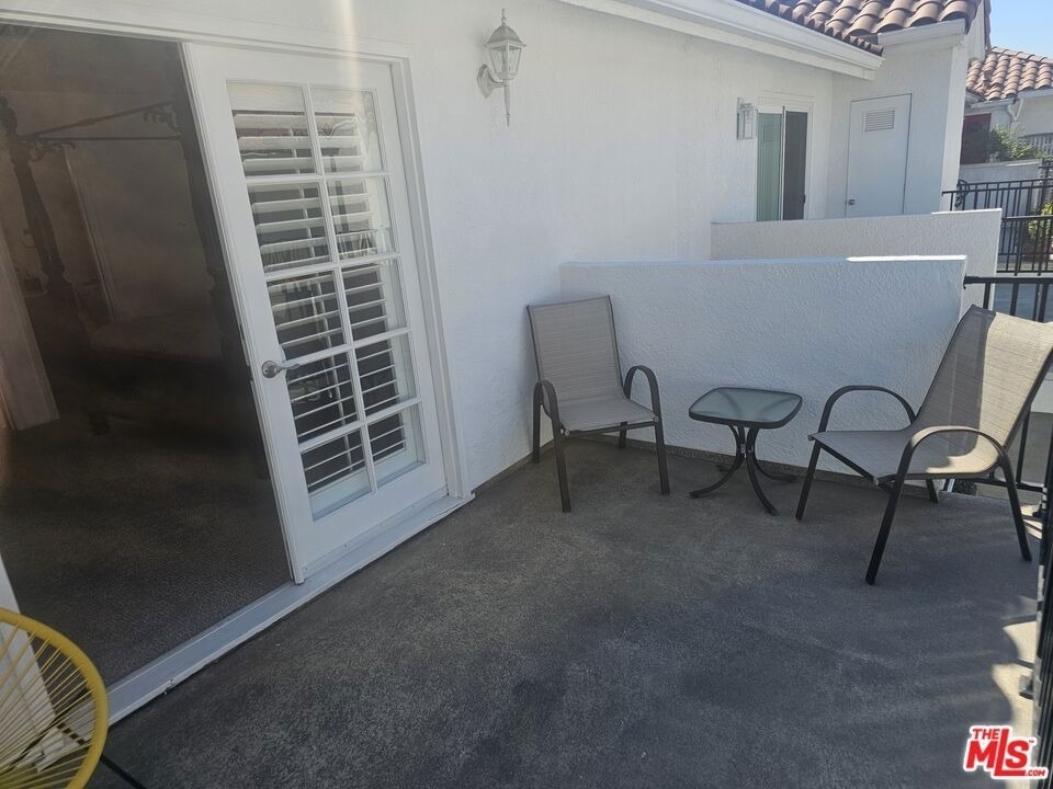 506 S Grevillea Avenue - Photo 15