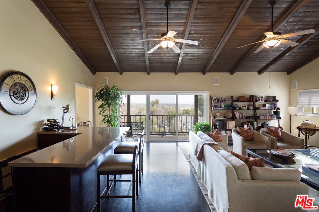 13902 Valley Vista - Photo 2