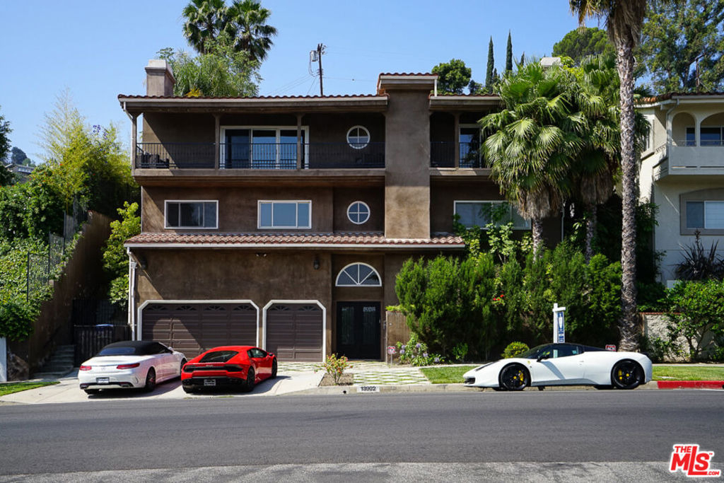 13902 Valley Vista - Photo 0