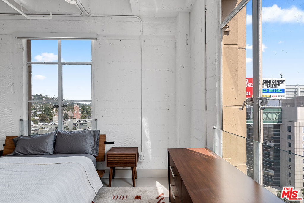 6253 Hollywood Boulevard - Photo 25
