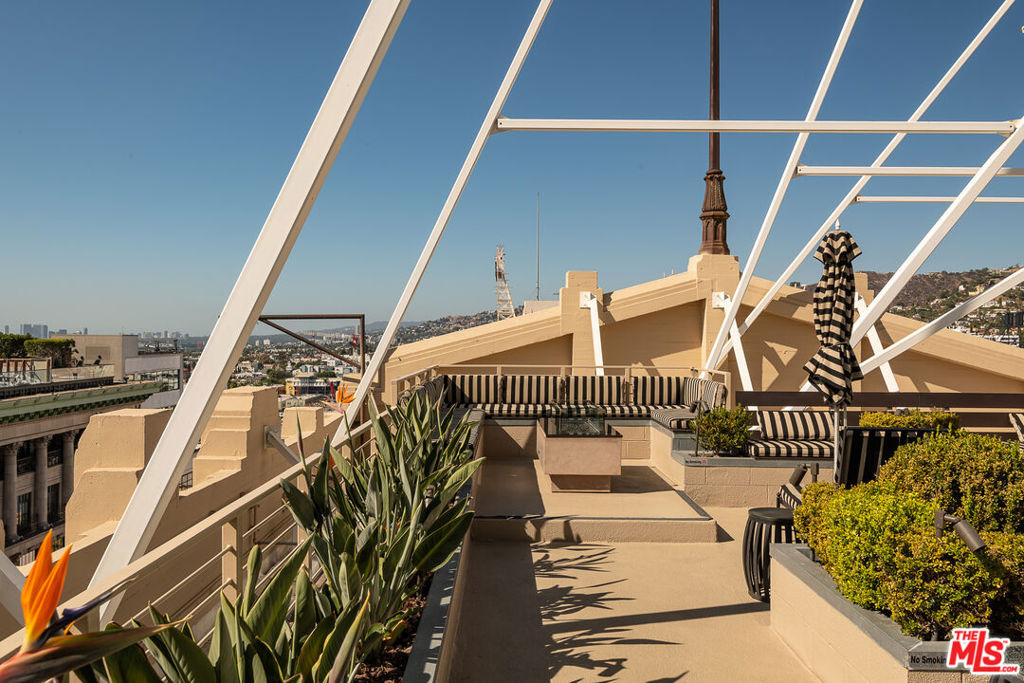 6253 Hollywood Boulevard - Photo 38