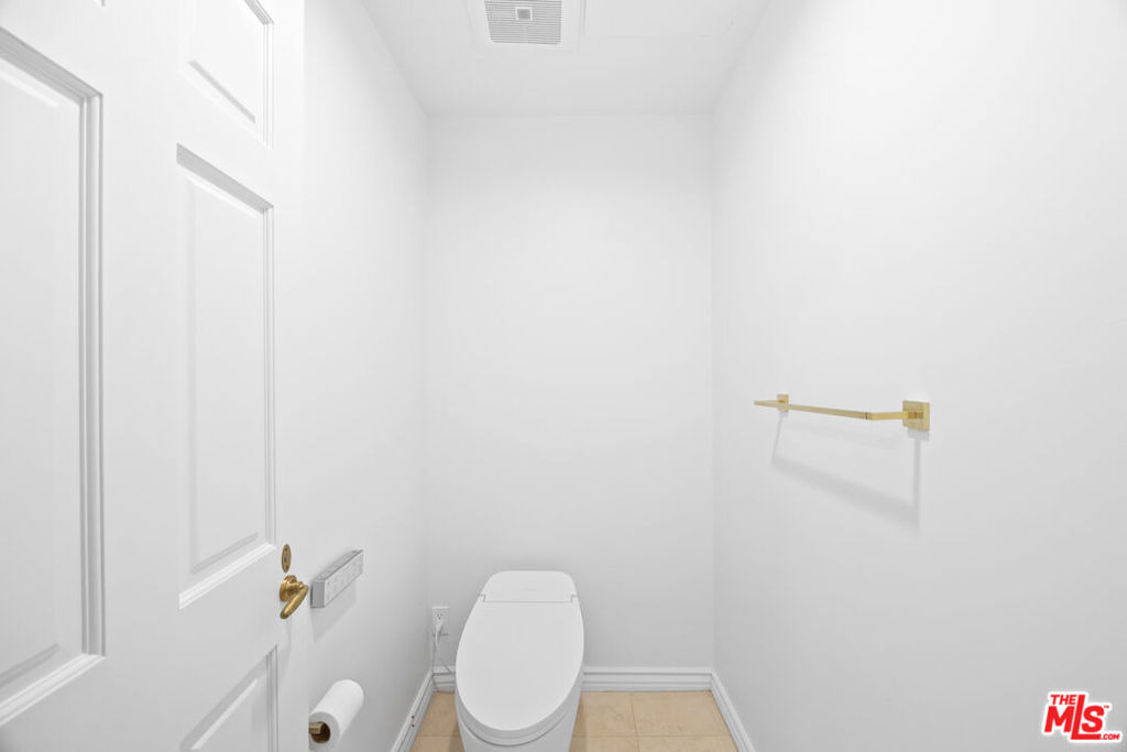 10724 Wilshire Boulevard - Photo 33