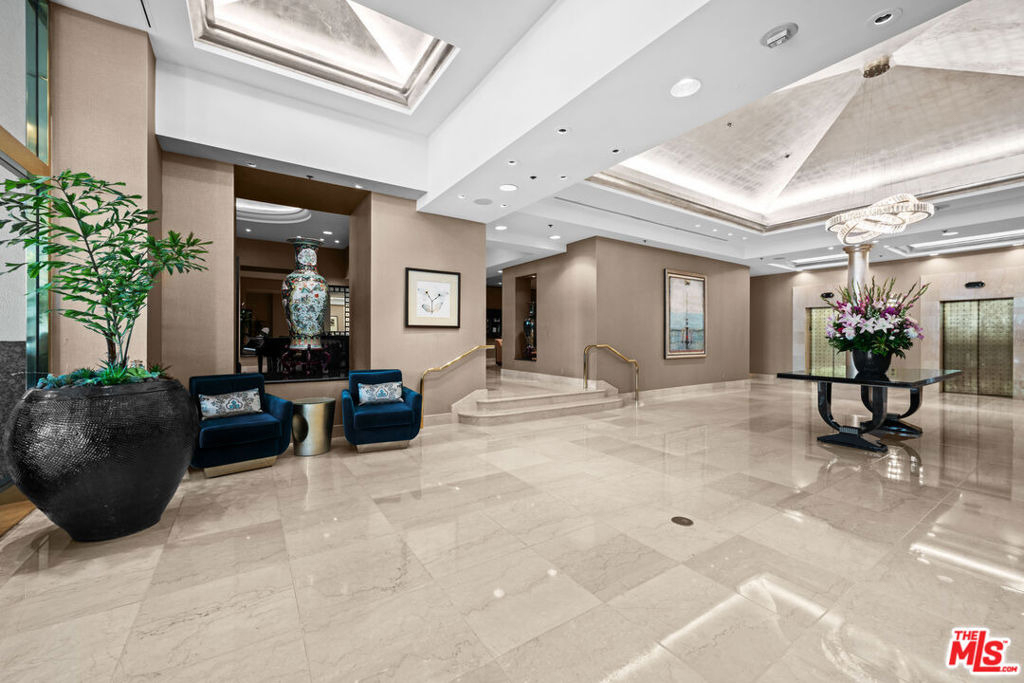 10724 Wilshire Boulevard - Photo 51
