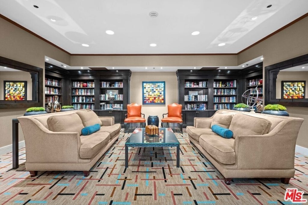 10724 Wilshire Boulevard - Photo 49