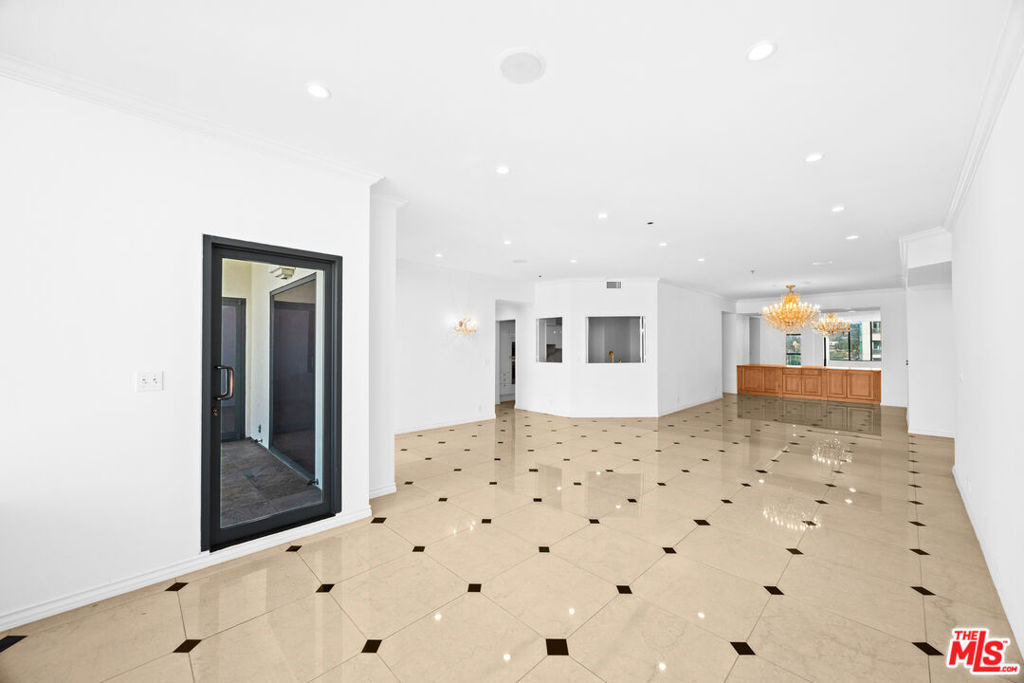 10724 Wilshire Boulevard - Photo 6