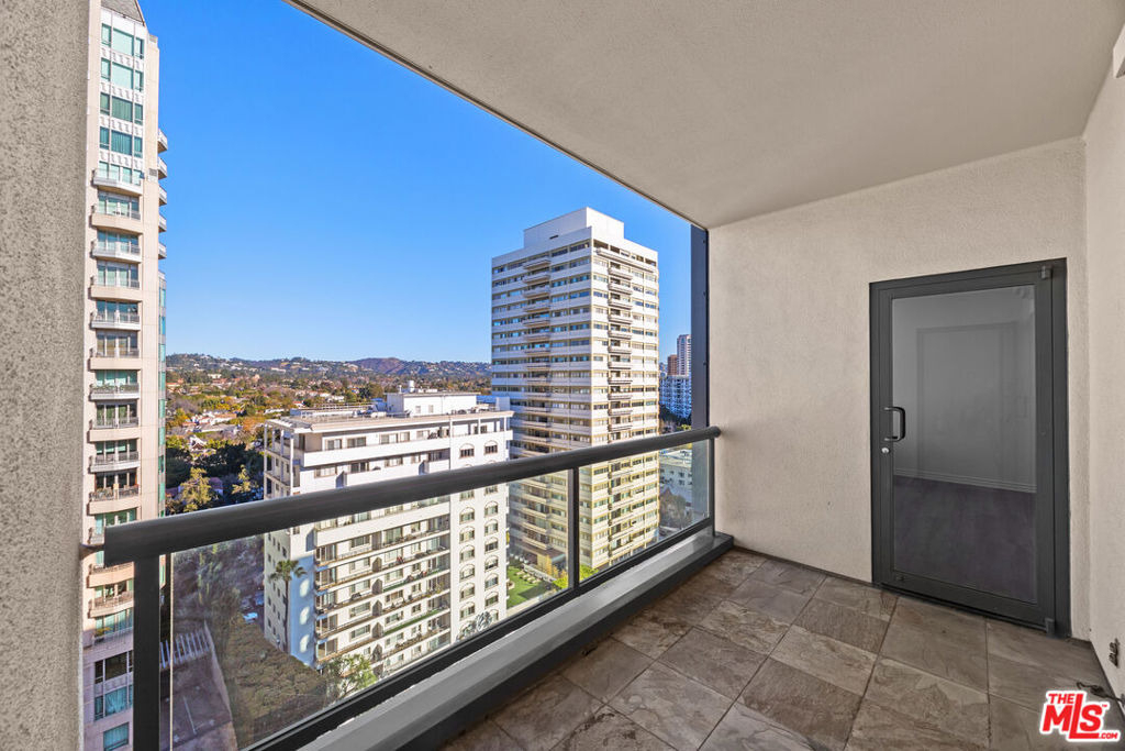 10724 Wilshire Boulevard - Photo 13