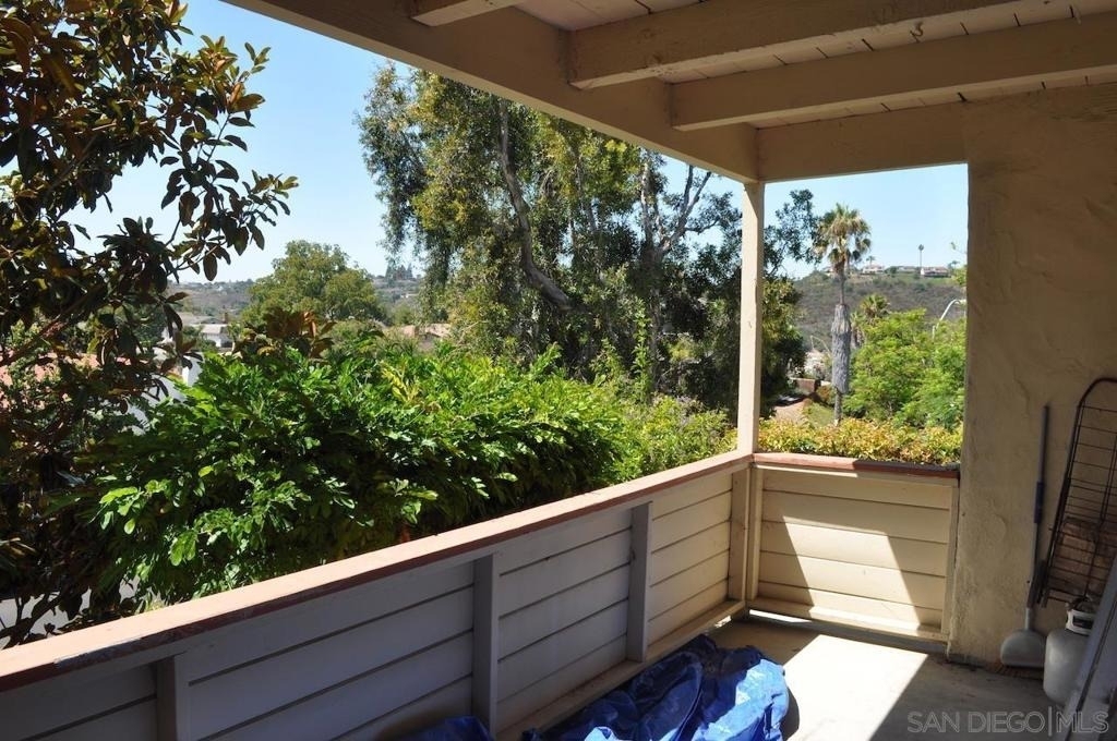 6808 Hyde Park Drive - Photo 4