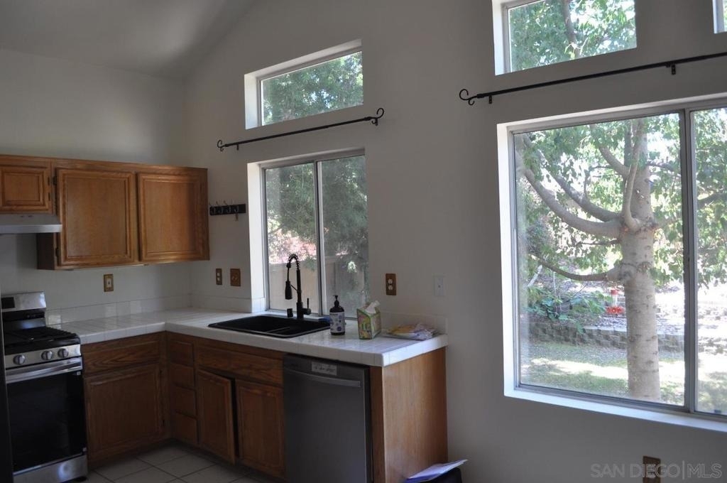 1518 Shoreacres Drive - Photo 8
