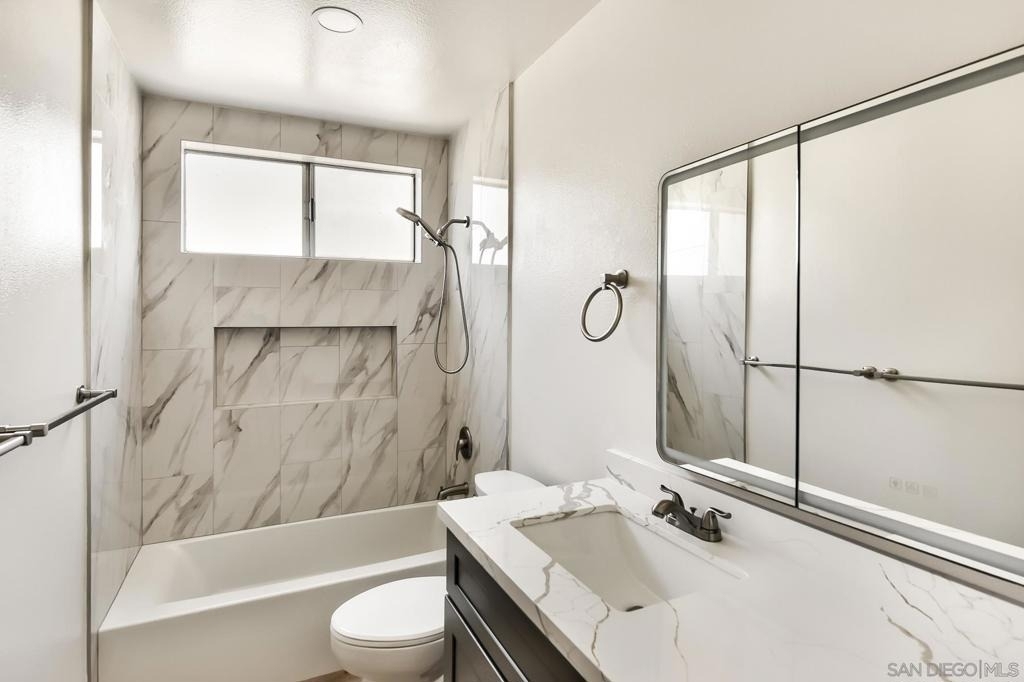 6095 Agee St - Photo 13