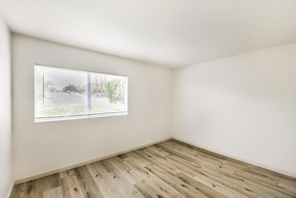 6095 Agee St - Photo 11