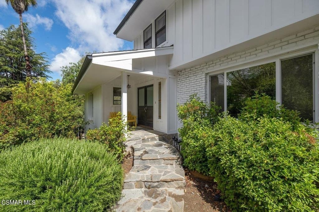 21705 Entrado Drive - Photo 2