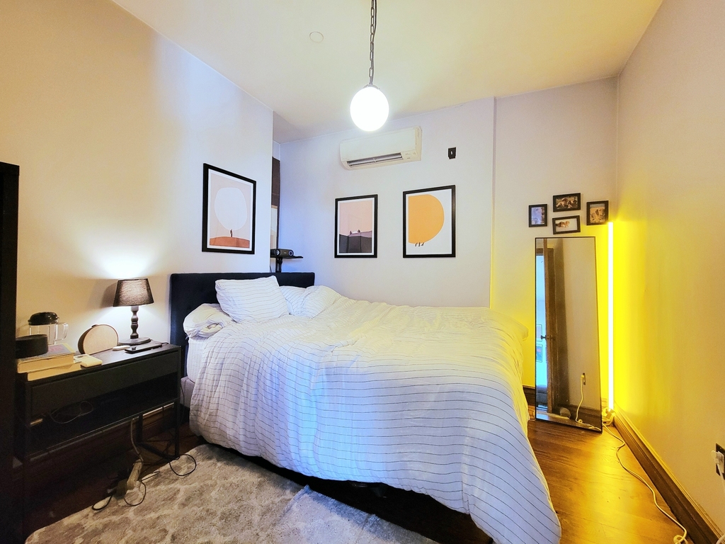 871 Grand Street - Photo 4