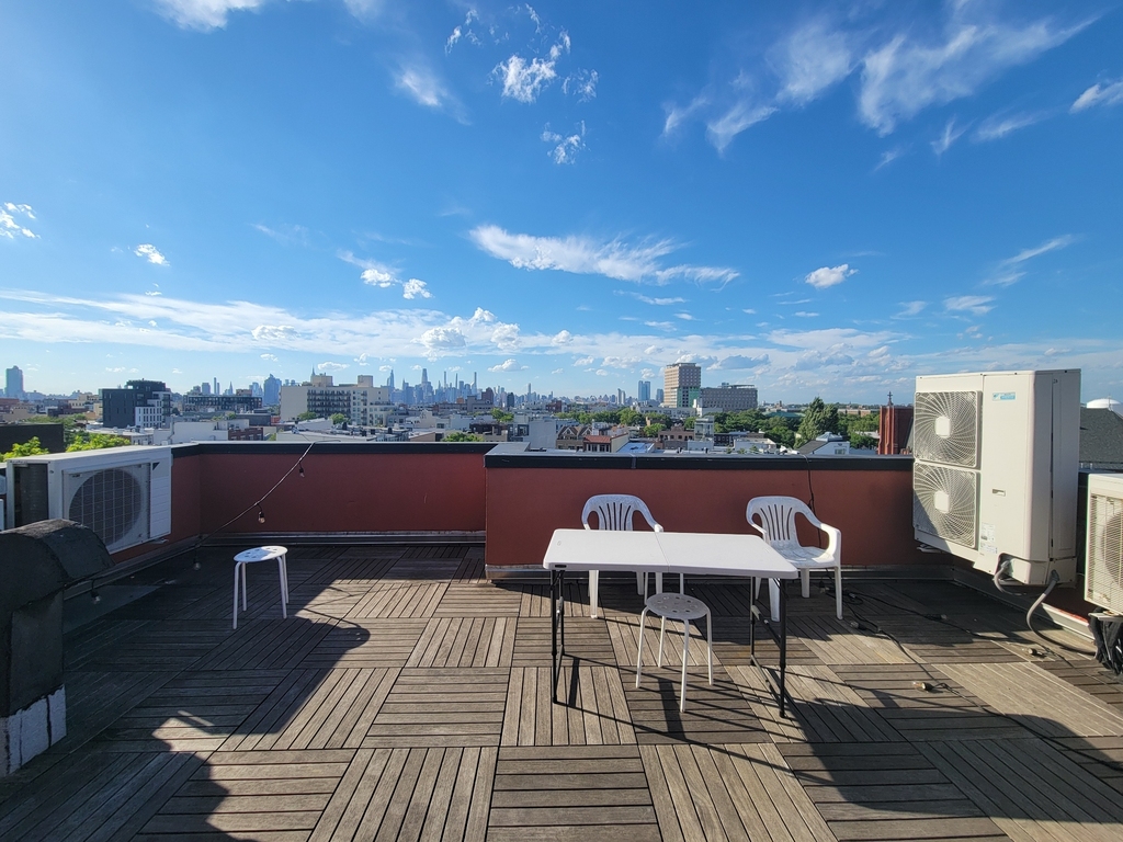 871 Grand Street - Photo 11