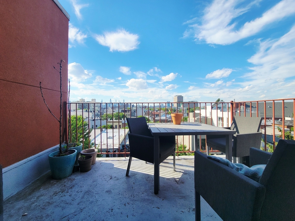871 Grand Street - Photo 8