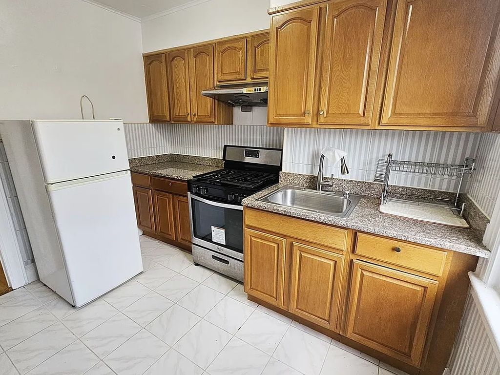 71st Street - Photo 3
