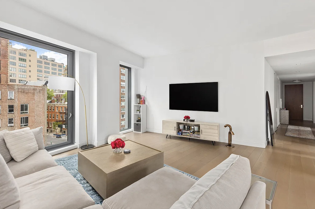 180 Sixth Ave - Photo 1