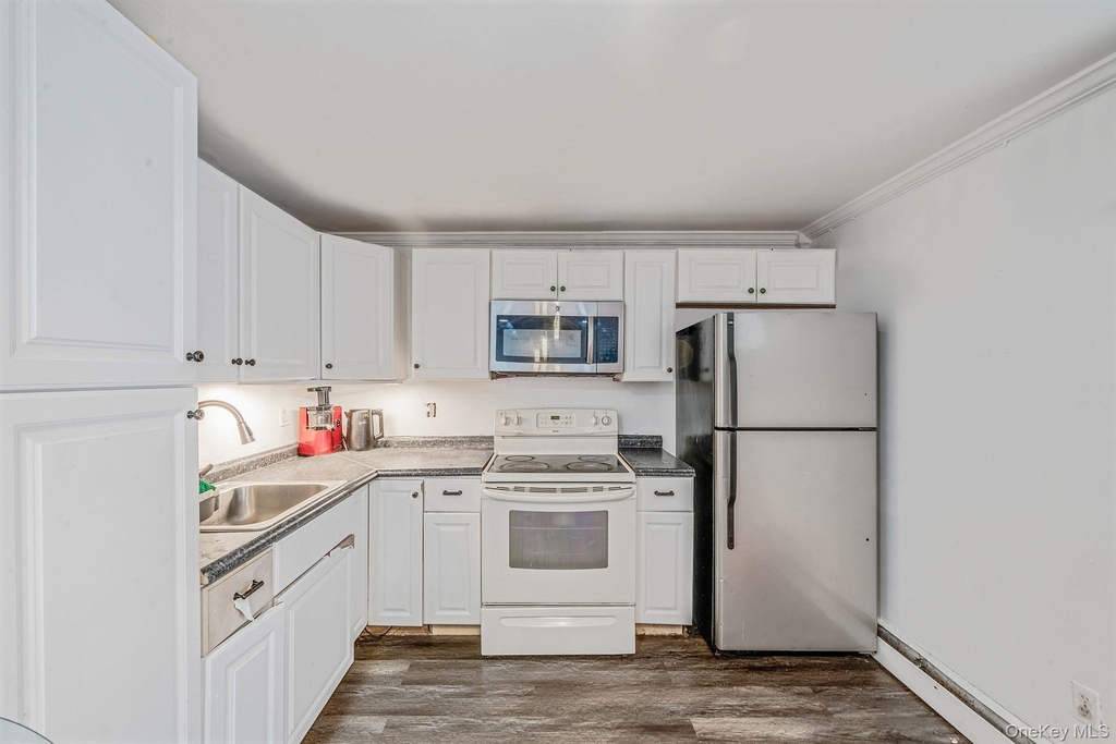 413 Glen Drive - Photo 5