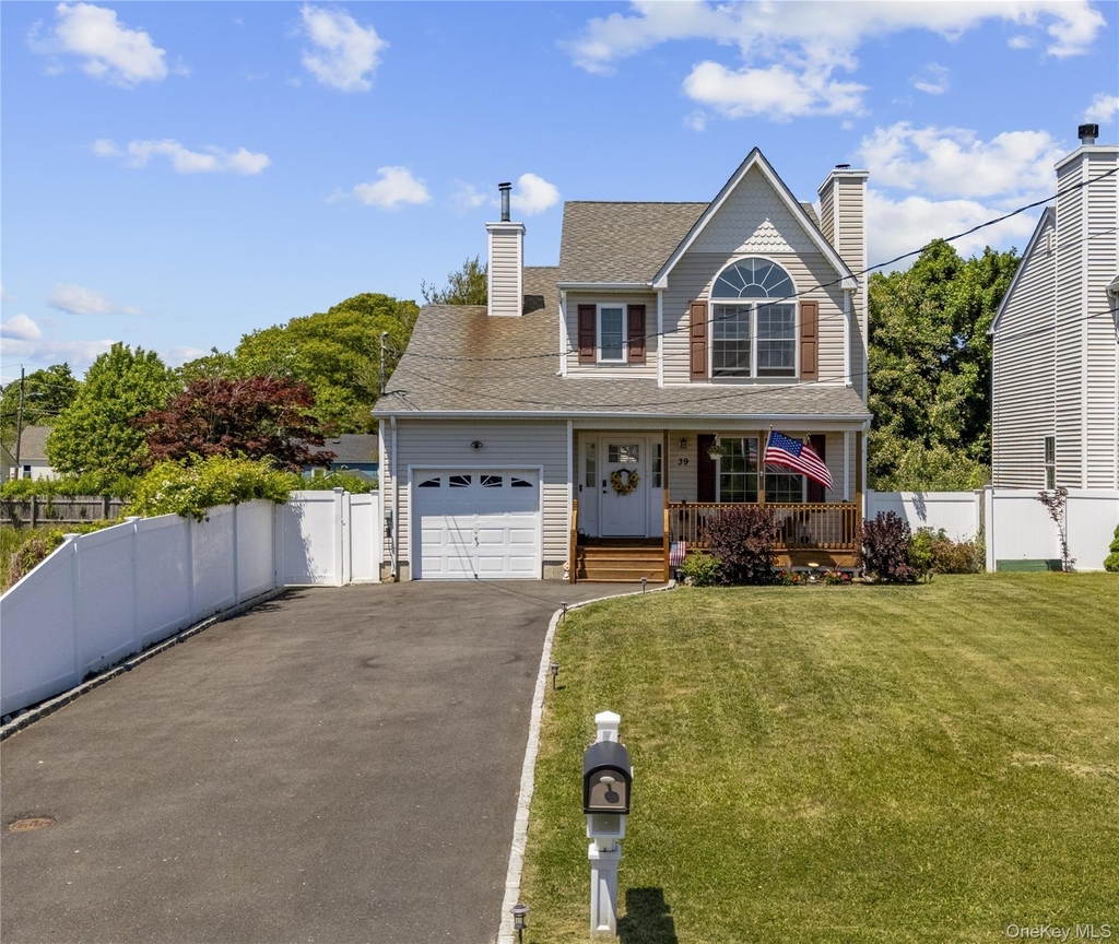 39 Seymour Drive - Photo 1