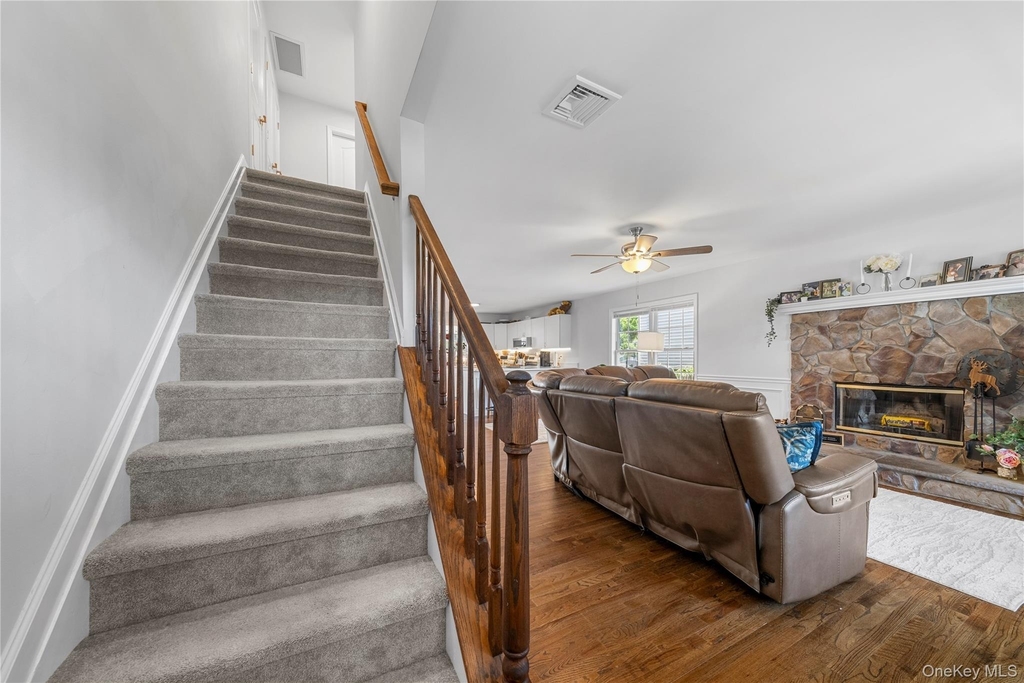 39 Seymour Drive - Photo 8