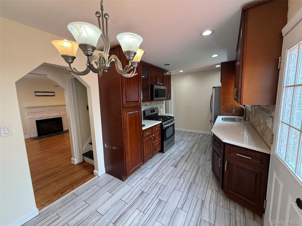 730 Cottage St - Photo 7