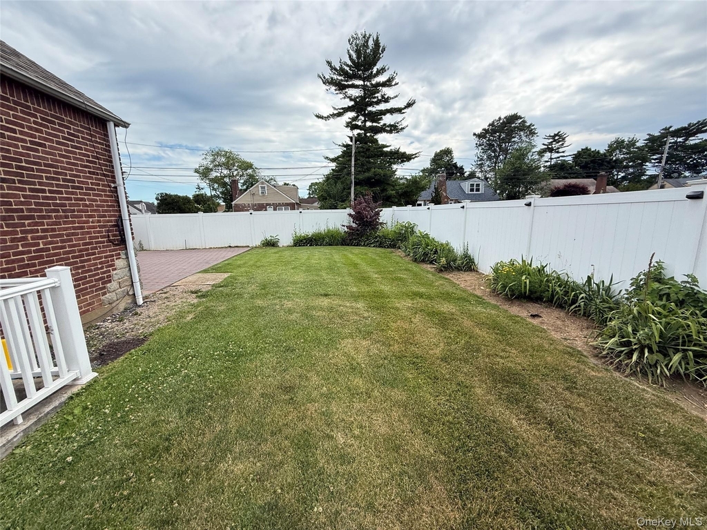 730 Cottage St - Photo 29