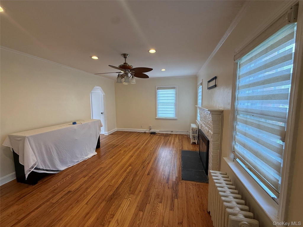 730 Cottage St - Photo 2
