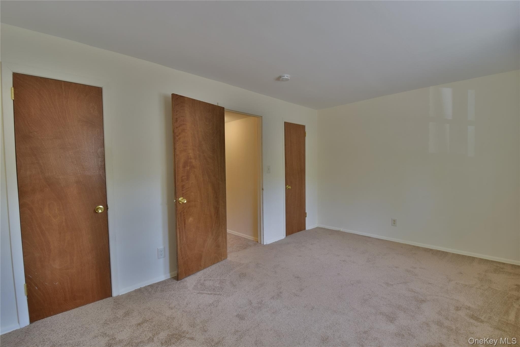 51 Leroy Place - Photo 3