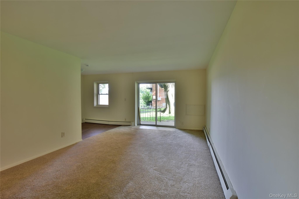 51 Leroy Place - Photo 5