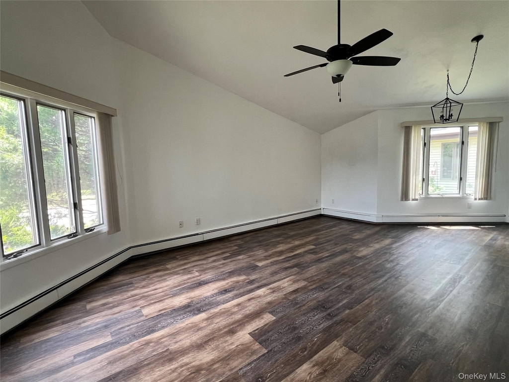 31 Cottage Drive - Photo 2