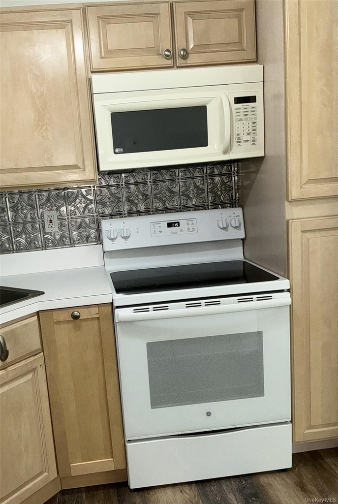 31 Cottage Drive - Photo 5