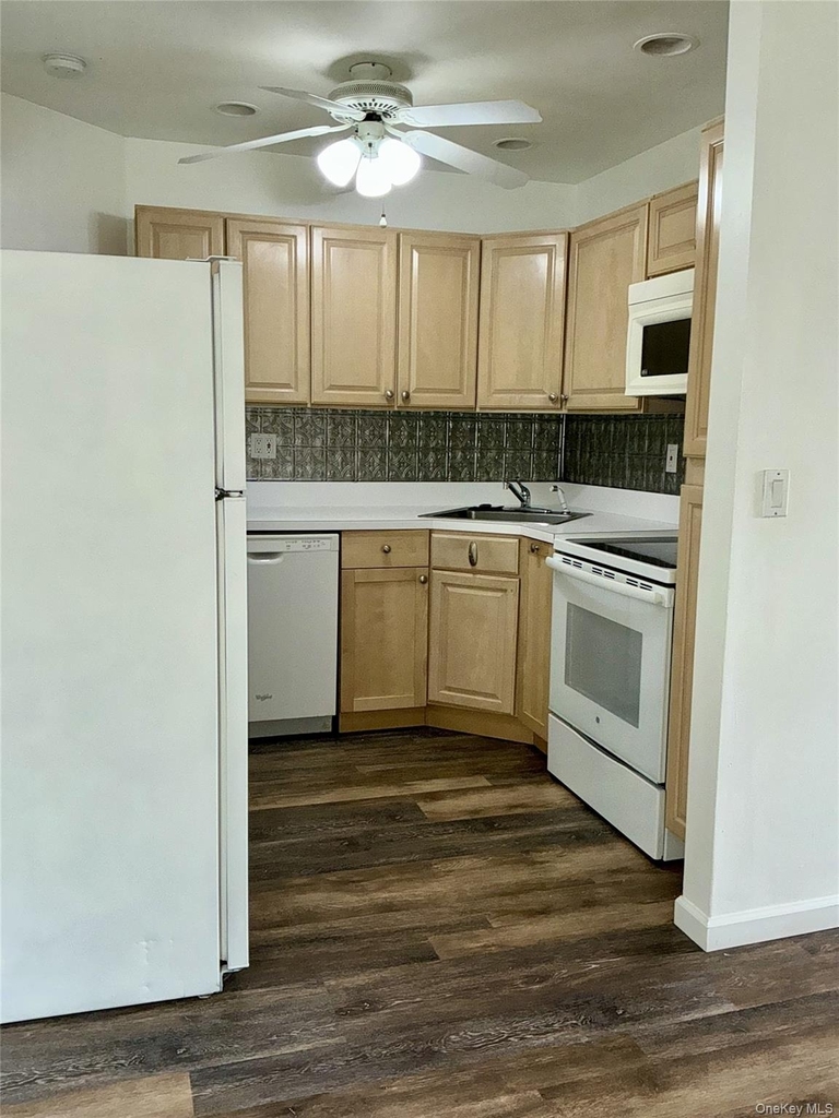 31 Cottage Drive - Photo 4