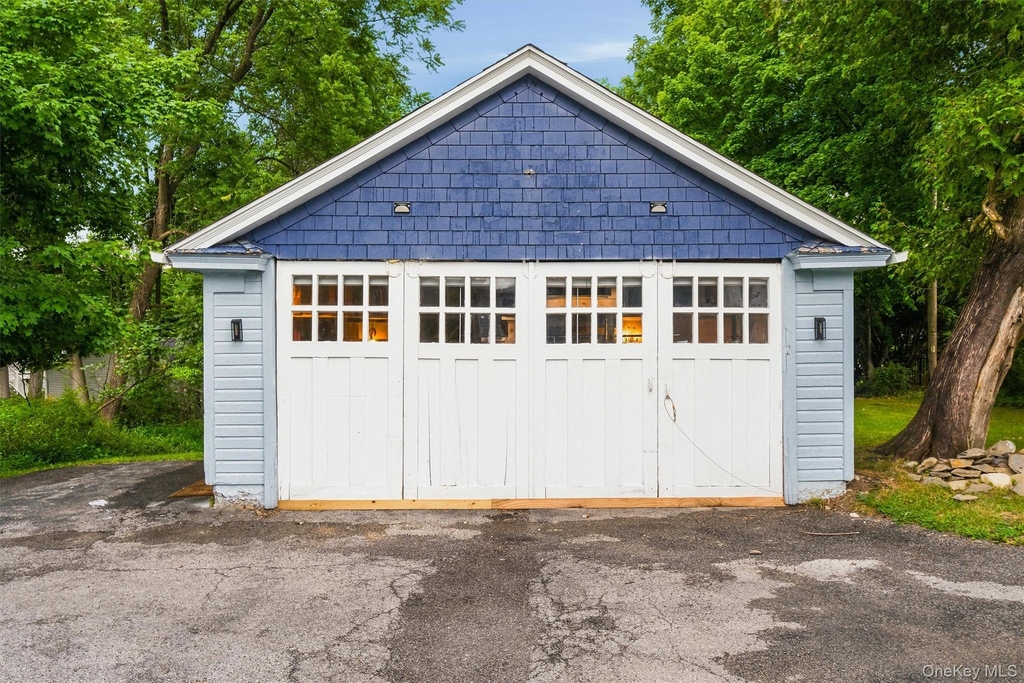 108 Hooker Avenue - Photo 35